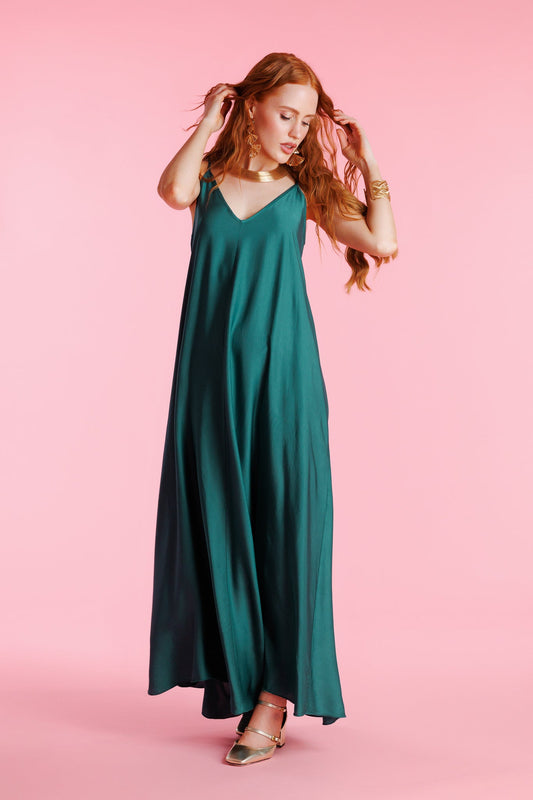 Dalia | Vestido sin mangas satinado de corte fluido