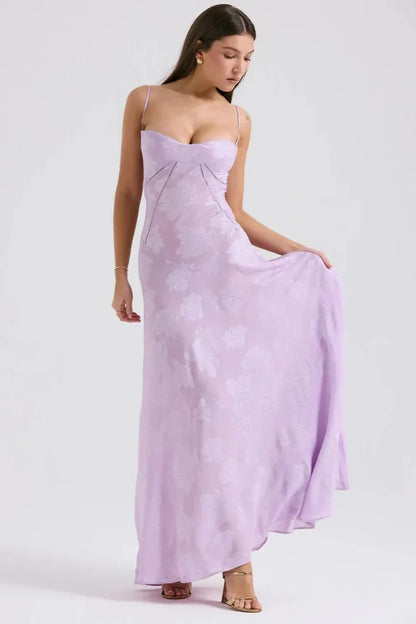 Ethereal | Vestido lamé rosa con corsetería floral
