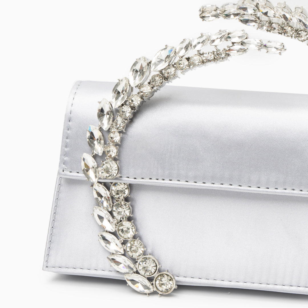 Bolso Estela | Clutch Plateado con Asa de Cristales