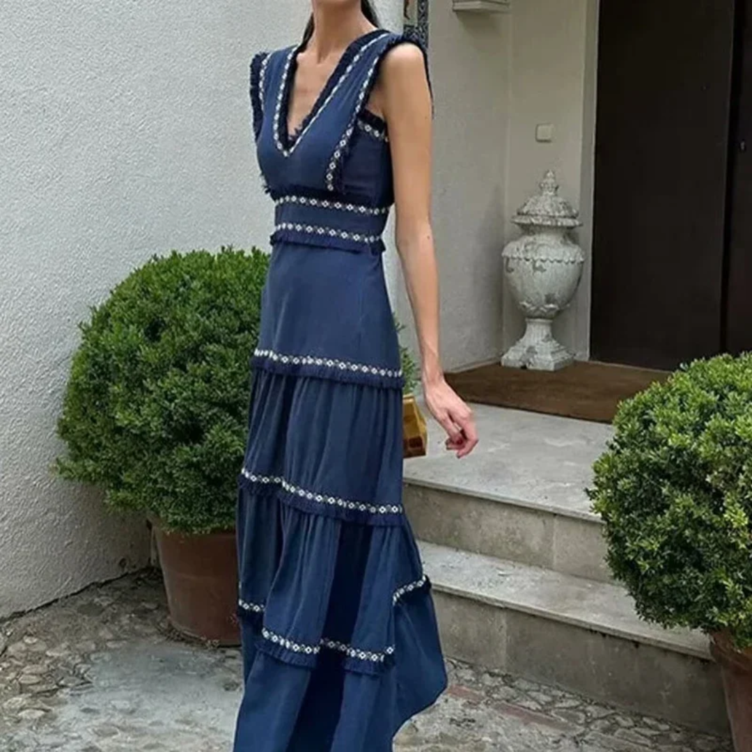 Vestido Largo Letizia | Elegancia en Azul Marino y Detalles Bordados