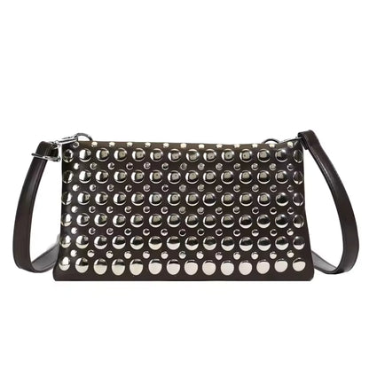 Bolso de Tachuelas Roxie | La Tendencia Estrella de la Temporada